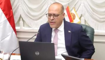 وزارة العمل تعلن موعد إجازة عيد ثورة 25 يناير للعاملين بالقطاع الخاص وزارة العمل تعلن موعد إجازة عيد ثورة 25 يناير للعاملين بالقطاع الخاص