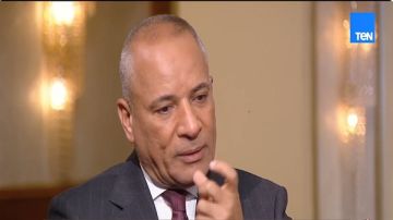 أحمد موسى باكيا:والدتي كانت تودعني حتى أختفي عن أنظارها فيديو