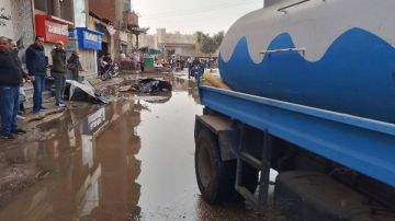 خسائر حريق مخبز بالمنوفية.. تضرر 6 أكشاك وعطل في شبكة المياه خسائر حريق مخبز بالمنوفية.. تضرر 6 أكشاك وعطل في شبكة المياه