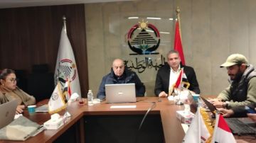 غرفة عمليات الجبهة الوطنية تتابع جولة الإعادة بالدوائر الـ27 الملغاة.. صور