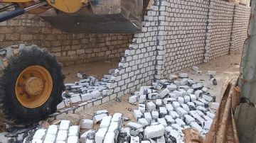 الإسماعيلية: تنفيذ إزالة 30 حالة تعد على مساحة 445 فدان الإسماعيلية: تنفيذ إزالة 30 حالة تعد على مساحة 445 فدان