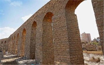السياحة والآثار تكشف حقيقة أعمال الترميم بسور مجرى العيون السياحة والآثار تكشف حقيقة أعمال الترميم بسور مجرى العيون