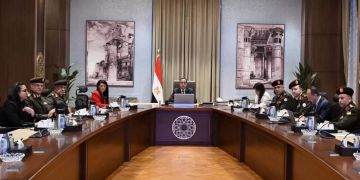 رئيس الوزراء يتابع موقف المشروعات الجاري تنفيذها من خلال الهيئة الهندسية للقوات المسلحة