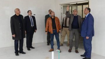 رئيس جامعة كفر الشيخ يتفقد تطوير الطب البيطري وسكن الطلاب صور