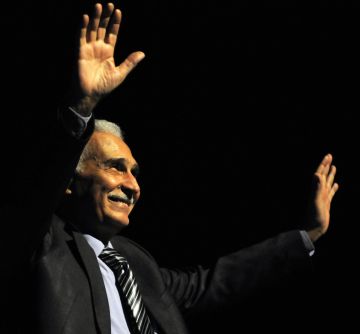 مصر.. نجل عبدالرحمن أبو زهرة يكشف عن موقف مهين حصل مع والده مصر.. نجل عبدالرحمن أبو زهرة يكشف عن موقف مهين حصل مع والده