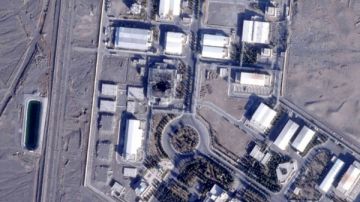 صور أقمار صناعية ترصد نشاطا جديدا في مواقع نووية إيرانية صور أقمار صناعية ترصد نشاطا جديدا في مواقع نووية إيرانية