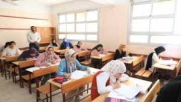 أشياء تفعلها بعض الأمهات في الامتحانات وتؤذي أبناءهن دون أن يشعرن .. ما هي؟