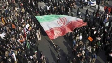 إيران.. مقتل 5 أشخاص بينهم مدع عام خلال أعمال شغب شهدتها مدينة إسفراين إيران.. مقتل 5 أشخاص بينهم مدع عام خلال أعمال شغب شهدتها مدينة إسفراين