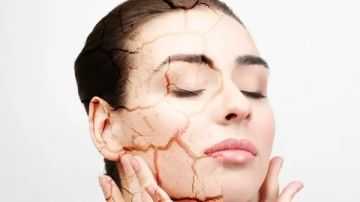 بديل الكولاجين فى كوب..روتين صباحي مهمل مفتاح شباب بشرتك بديل الكولاجين فى كوب..روتين صباحي مهمل مفتاح شباب بشرتك