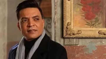 طارق الشيخ يؤدي مناسك العمرة طارق الشيخ يؤدي مناسك العمرة