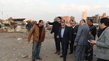 محافظ الدقهلية يتفقد إخلاء وتفكيك تندات موقف سيارات ميكروباص جديلة محافظ الدقهلية يتفقد إخلاء وتفكيك تندات موقف سيارات ميكروباص جديلة