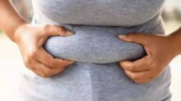 أحترس من هذه الأكلات .. كيف تتجنب تخزين الدهون؟