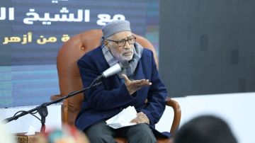 الدكتور محمد أبو موسى: العالم الحقيقي هو من ينتج المعرفة لا من يكررها الدكتور محمد أبو موسى: العالم الحقيقي هو من ينتج المعرفة لا من يكررها