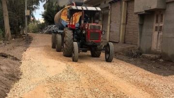 تنفيذ أعمال رد الشيء لأصله ورصف عدد من الطرق بدمياط