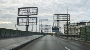 حالات الإعفاء من تراخيص اللافتات على الطرق العامة وفقا لقانون تنظيم الإعلانات