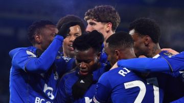 ملخص وأهداف لقاء ليستر سيتي ضد ويست بروميتش في التشامبيونشيب