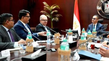 وزير الاستثمار يبحث مع وفد شركتي إيفولف وستونيكس التوسع في السوق المصري