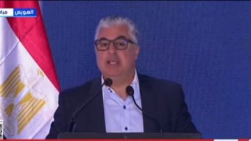 وليد جمال الدين: ميناء السخنة بوابة دخول أسواق أفريقيا والخليج وآسيا وليد جمال الدين: ميناء السخنة بوابة دخول أسواق أفريقيا والخليج وآسيا