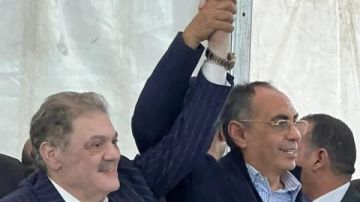 السيد البدوي وهاني سري الدين إيد واحدة بعد إعلان رئيس الوفد