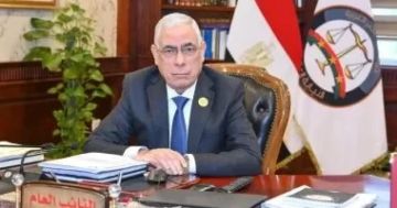 النائب العام يعلن تسليم مستريح السيارات لمصر عن طريق الإنتربول