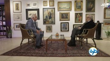 تاريخها يعود إلى 1820.. حكاية فاروق حسني مع سجادة باريس الثمينة