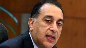 رئيس الوزراء يهنئ الرئيس السيسي بذكرى ثورة 25 يناير