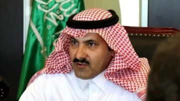 سفير السعودية باليمن يلتقي وفدا من المجلس الانتقالي الجنوبي في الرياض