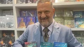 فقد الكثير من وزنه.. خالد الصاوي بمظهر جديد في معرض الكتاب 2026 فقد الكثير من وزنه.. خالد الصاوي بمظهر جديد في معرض الكتاب 2026