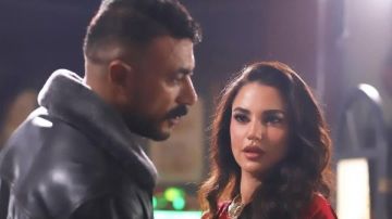 أحمد العوضي يكشف من حفل المتحدة تفاصيل دور درة في علي كلاي ويعد الجمهور بمفاجأة درامية