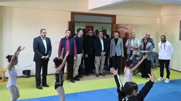 رئيس الوزراء يتفقد حمام السباحة الأوليمبي سيتي كلوب 