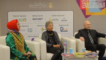 سلوى بكر تتسلم جائزة بريكس الأدبية في نسختها الأولى