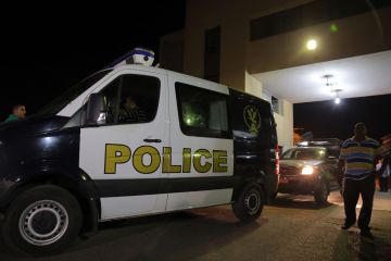 على طريقة فيلم كده رضا.. فضيحة طبية صادمة في مصر