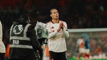 فان دايك: نترقب عودة محمد صلاح لدعم ليفربول بعد أمم أفريقيا