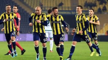 فنربخشة يتعثر في صراع صدارة الدوري التركي