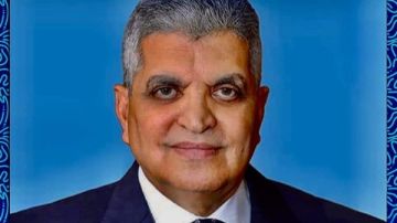 الفريق أسامة ربيع: حركة الملاحة بقناة السويس منتظمة ولم تتأثر بجنوح السفينة FENER