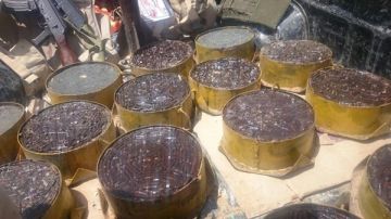 سوريا.. تفكيك عدد كبير من العبوات الناسفة المزروعة داخل سجن الأقطان