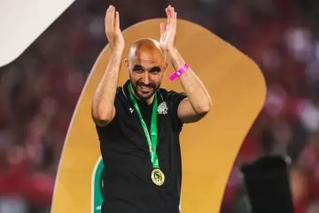 غموض يحيط بمستقبل الركراكي مع منتخب المغرب بعد إخفاق أمم أفريقيا