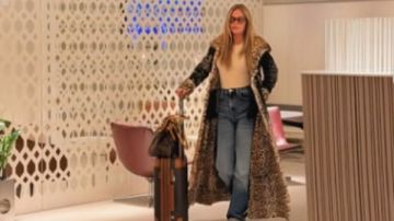 نيكول سابا تستعرض أناقتها بإطلالة شتوية