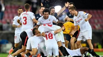 تشكيل إشبيلية لمواجهة ليفانتي في الدوري الإسباني تشكيل إشبيلية لمواجهة ليفانتي في الدوري الإسباني