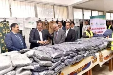 تضامن المنيا: إقامة معرض لتوزيع ملابس جديدة بالمجان على ألف طالب جامعي