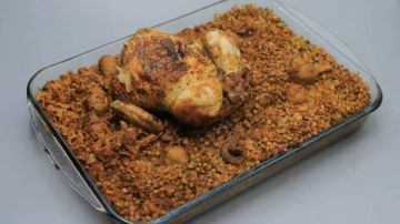 طريقة عمل الفراخ بالشعرية والعدس بجبة