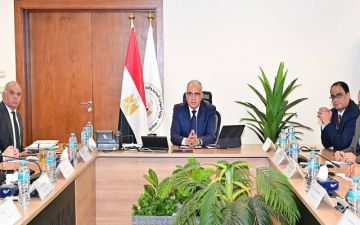 لجنة الري الدائمة تبحث كميات المياه الواردة للسد العالي واستعدادات السيول