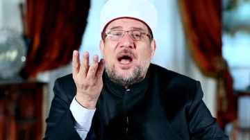 مختار جمعة يوضح حكم الشرع في اللجوء إلى الرحم الاصطناعي: لا نستطيع أن نقف في وجه العلم