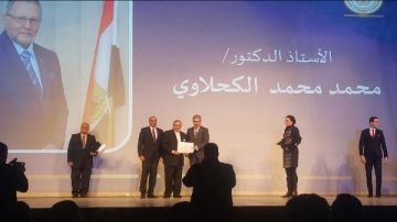 وزير السياحة والآثار يشهد حفل عيد الآثاريين المصريين.. صور