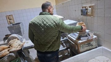 استجابة لشكاوى المواطنين.. ضبط 8 مخالفات في حملة رقابية على مخابز ثاني طنطا استجابة لشكاوى المواطنين.. ضبط 8 مخالفات في حملة رقابية على مخابز ثاني طنطا