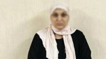 بتهمة سب وقذف رجل أعمال.. ابنة مبارك المزعومة تواجه هذه العقوبة