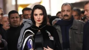 درة تروج لشخصيتها في مسلسل علي كلاي المعلمه ميادة الدينارى