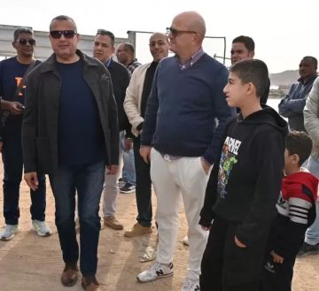 محافظ جنوب سيناء يتفقد مواقع سياحية بمدينة شرم الشيخ