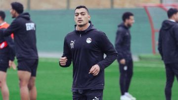 مدحت شلبي يطالب مصطفى محمد بالانتقال إلى الأهلي أو بيراميدز مدحت شلبي يطالب مصطفى محمد بالانتقال إلى الأهلي أو بيراميدز