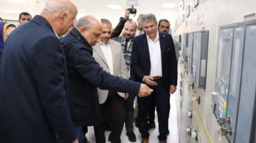 وزير الكهرباء ومحافظ الشرقية يتفقدان محطة محولات الزقازيق جهد ويشهدان إطلاق التيار